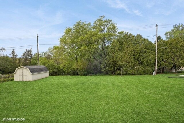 808 S 18th Ave, West Bend, WI 53095 - view of green lawn