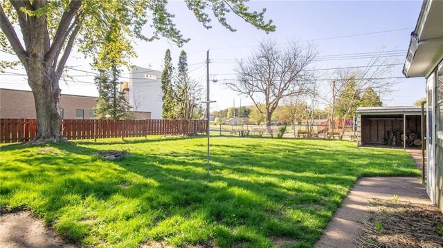 1408 E Lexington Blvd, Eau Claire, WI 54701 - view of yard