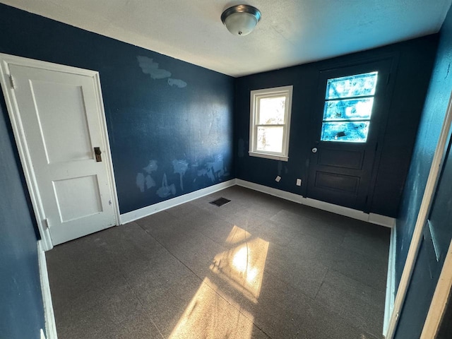 1306 W Wisconsin St, Portage, WI 53901 - foyer entrance with baseboards