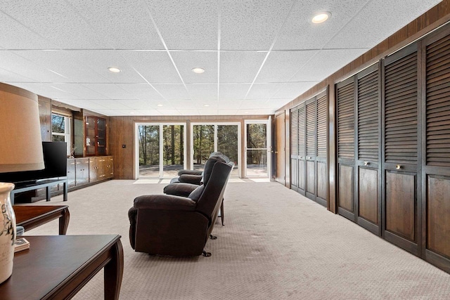 2289 Northwood Rd, Green Bay, WI 54313 - living room featuring carpet floors, recessed lighting, and a drop ceiling