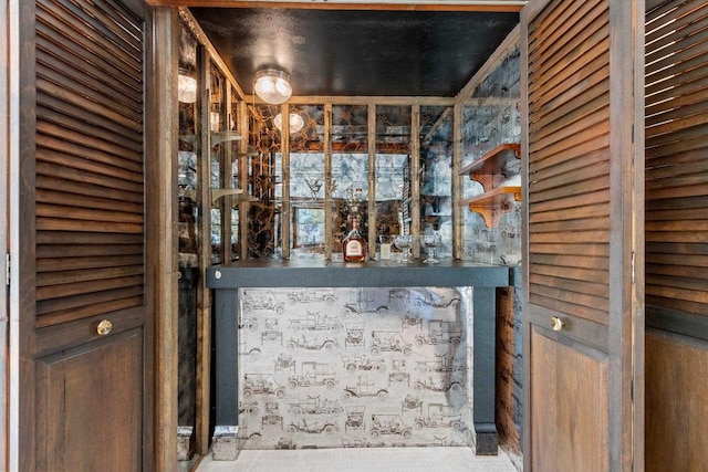 2289 Northwood Rd, Green Bay, WI 54313 - view of bar area