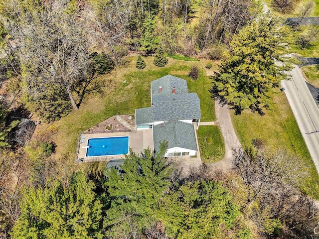 2289 Northwood Rd, Green Bay, WI 54313 - view from above of property featuring a pool