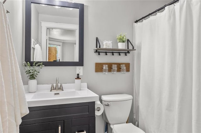 119 E 1st St, Dresser, WI 54009 - full bathroom featuring vanity, toilet, and curtained shower