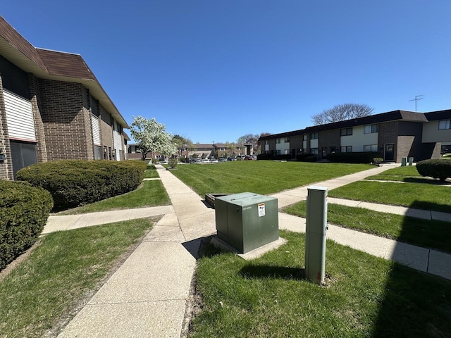6054 W Port Ave, Milwaukee, WI 53223 - view of community featuring a residential view and a lawn
