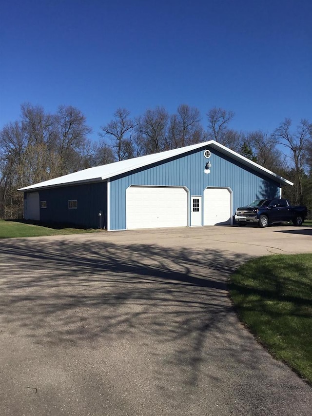 N9960 Meadowlark Ln, Crivitz, WI 54114 - view of detached garage