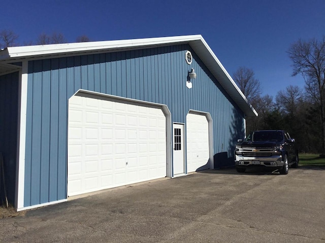 N9960 Meadowlark Ln, Crivitz, WI 54114 - view of detached garage