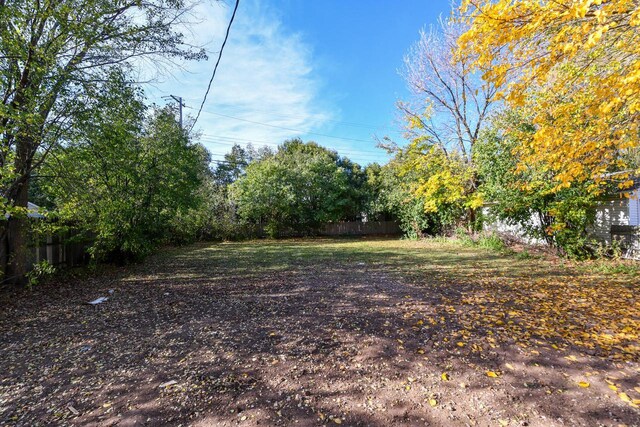 7113 N Navajo Ave, Glendale, WI 53217 - view of yard with fence