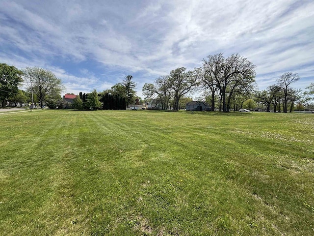 613 Grove St, Fort Atkinson, WI 53538