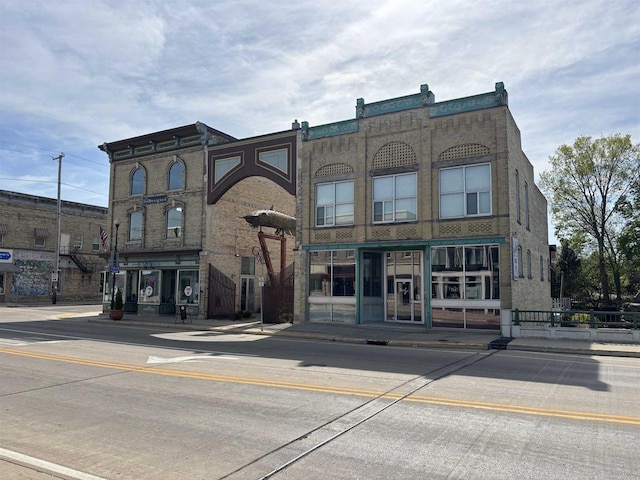 613 Grove St, Fort Atkinson, WI 53538