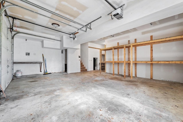 252 Willow Dr, Hartland, WI 53029 - garage featuring a garage door opener