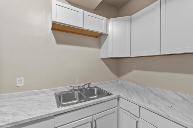 1341 S Layton Blvd Unit 1343, Milwaukee, WI 53215 - laundry room featuring a sink