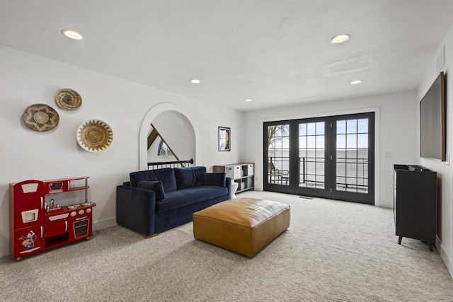 536 Sunrise Bay Rd, Neenah, WI 54956 - living area with carpet floors and recessed lighting