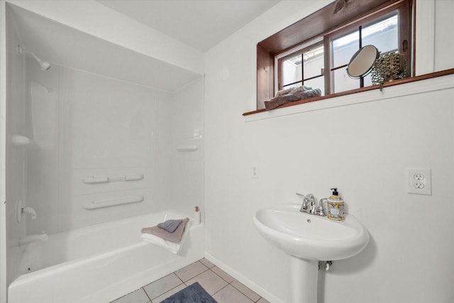 1401 Scenic Dr, Hubertus, WI 53033 - full bath with tile patterned flooring, baseboards, and shower / washtub combination