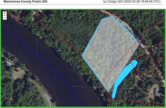 N1549 River Dr, Menomonie, MI 49858
