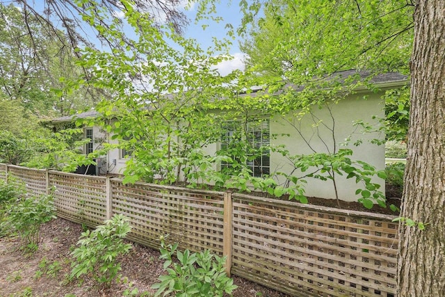 923 Swarthmore Ct, Madison, WI 53705 - view of yard