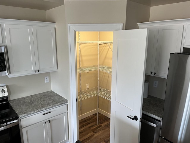 1646 Cty Rd, Ho, Sturgeon Bay, WI 54235 - view of pantry
