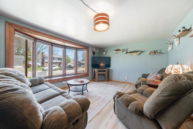 1083 Kenwood St, Green Bay, WI 54304 - living room featuring wood finished floors