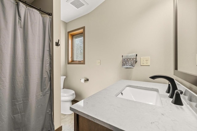 416 Sommers St, Stevens Point, WI 54481 - bathroom with toilet, vanity, and a shower with curtain