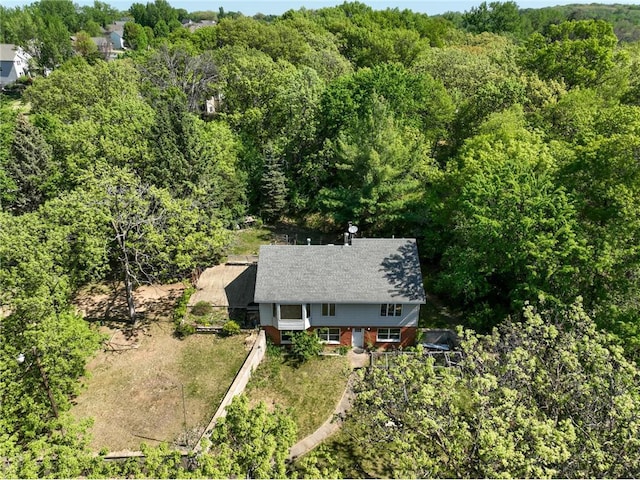 1286 Krattley Ln, Hudson, WI 54016 - aerial view of property and surrounding area featuring a heavily wooded area