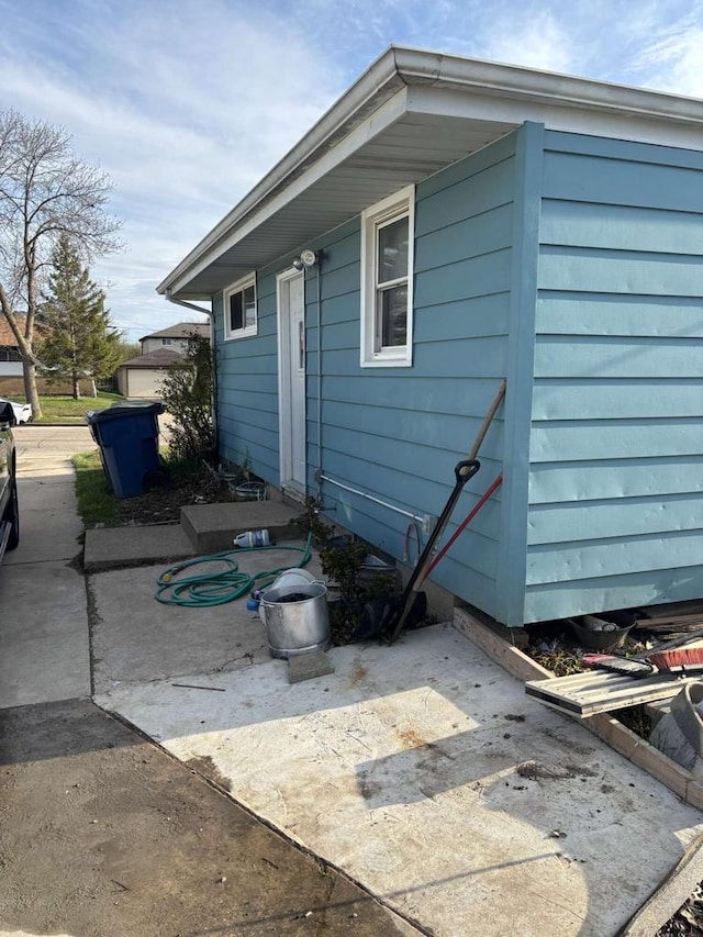 8210 W Winfield Ave, Milwaukee, WI 53218 - view of outbuilding