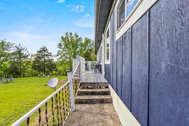 N5101 Hemlock St, Poynette, WI 53955 - view of staircase