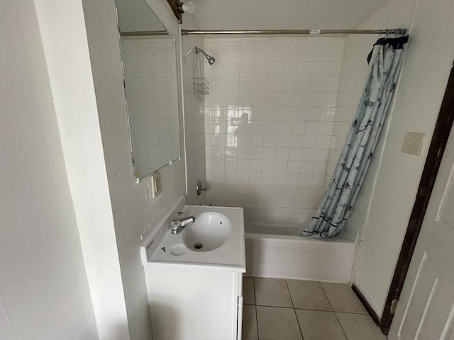 6121 12th Ave, Kenosha, WI 53143 - full bath with tile patterned floors, shower / bathtub combination with curtain, and vanity