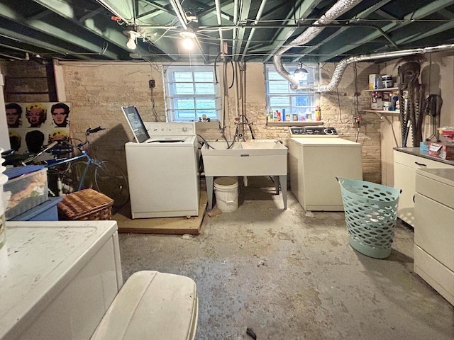 918 E Center St Unit 920, 922, Milwaukee, WI 53212 - basement with washing machine and clothes dryer and a sink