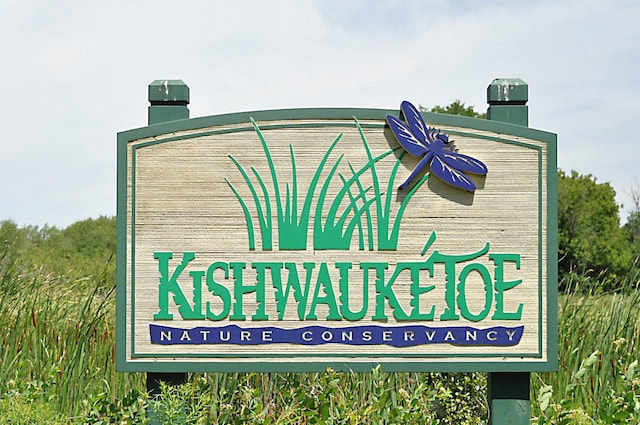 91 Oakwood St, Williams Bay, WI 53191 - view of community / neighborhood sign