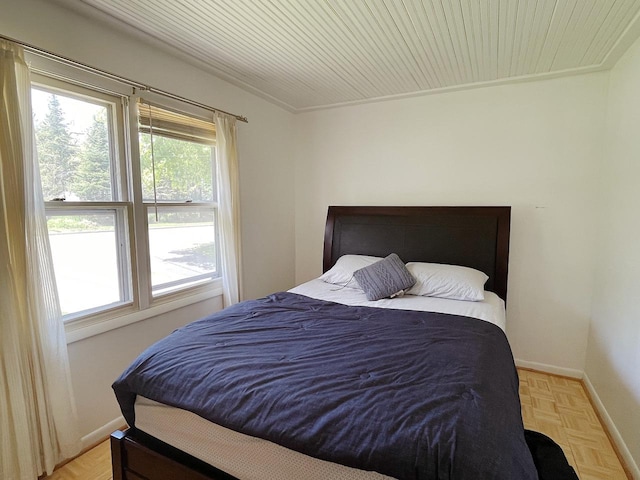 91 Oakwood St, Williams Bay, WI 53191 - bedroom featuring baseboards