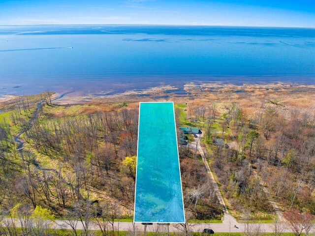 229 Bay Rd, Peshtigo, WI 54147 - aerial view of a nearby body of water