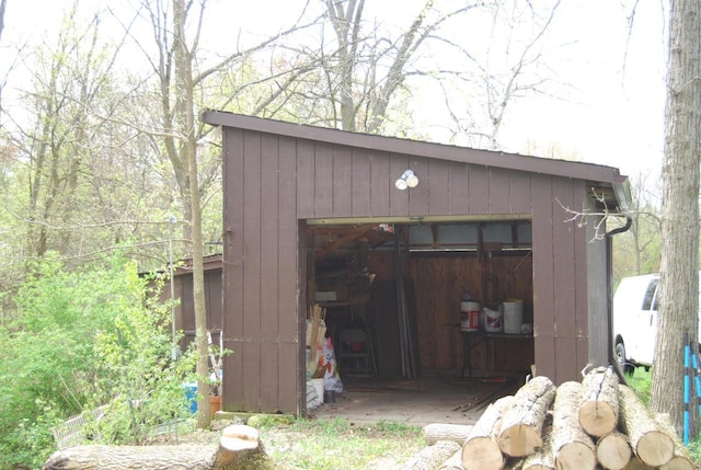 3207 County Rd W, Port Washington, WI 53074 - view of outdoor structure featuring an outbuilding