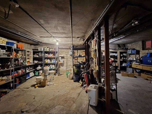 902 S 25th St, Milwaukee, WI 53204 - view of storage