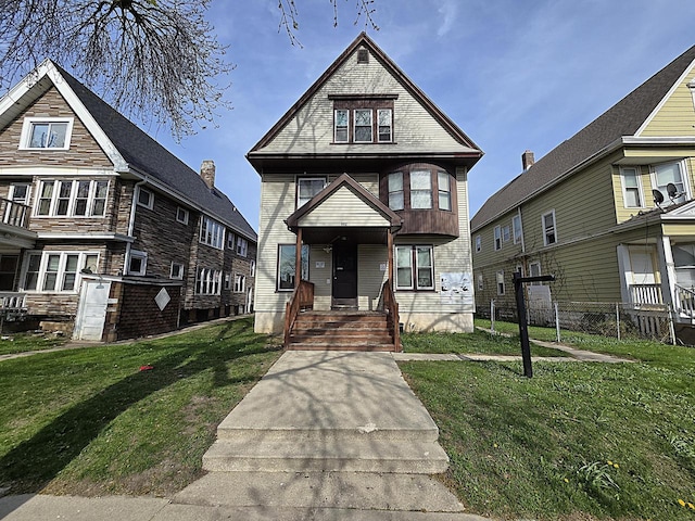 902 S 25th St, Milwaukee, WI 53204 - view of front facade with a front lawn