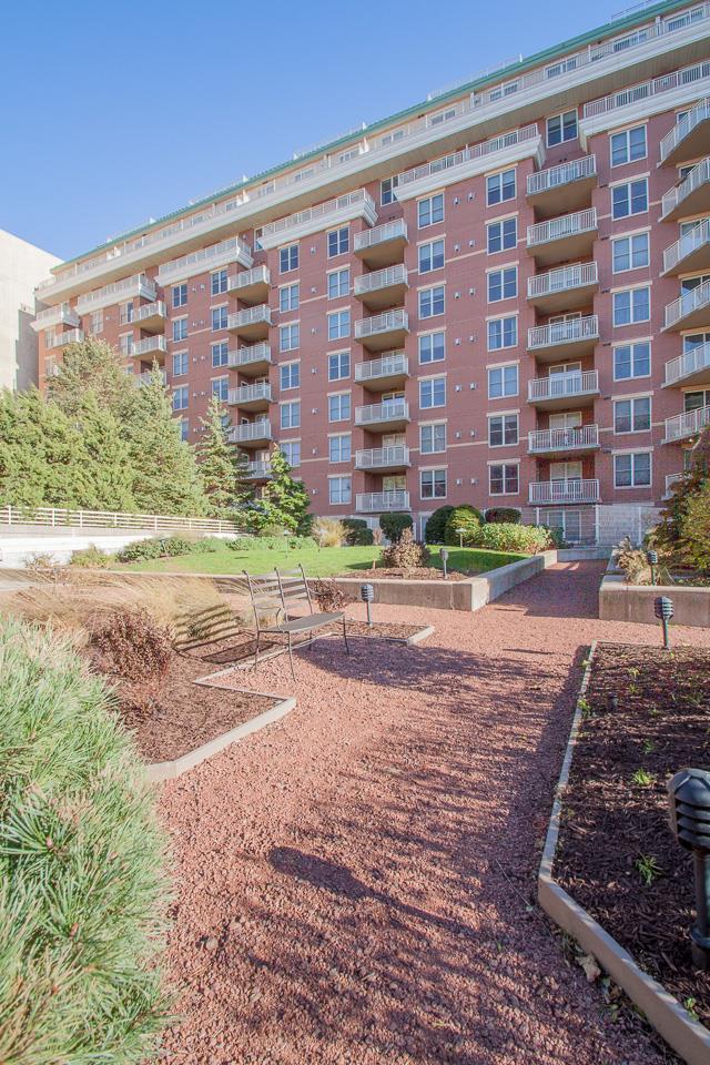 360 W Washington Ave Unit 1412, Madison, WI 53703 - view of property's community