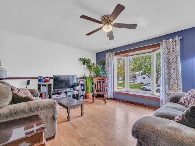 4715 Westway Ave, Racine, WI 53406 - living area featuring wood finished floors and a ceiling fan