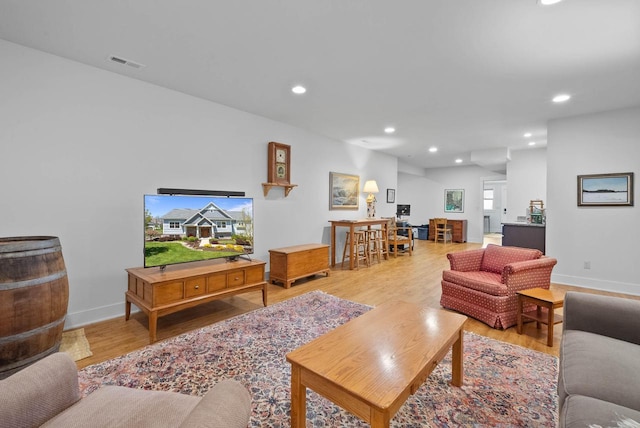 1387 Wilmington Way Unit 3-34, Lake Geneva, WI 53147 - living room featuring wood finished floors, recessed lighting, and baseboards