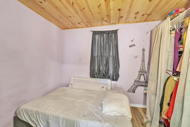 2936 S 9th Pl, Milwaukee, WI 53215 - bedroom with wooden ceiling, wood finished floors, and baseboards