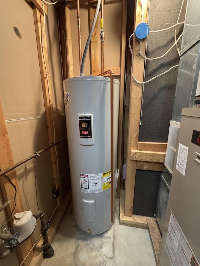 1900 Arthur St, Merrill, WI 54452 - utilities featuring water heater