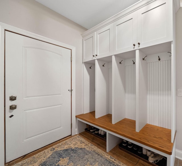 1521 Geneva Club Dr Unit 18-05, Lake Geneva, WI 53147 - view of mudroom