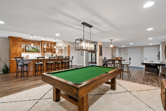 1521 Geneva Club Dr Unit 18-05, Lake Geneva, WI 53147 - recreation room featuring wet bar, wood finished floors, recessed lighting, and billiards table