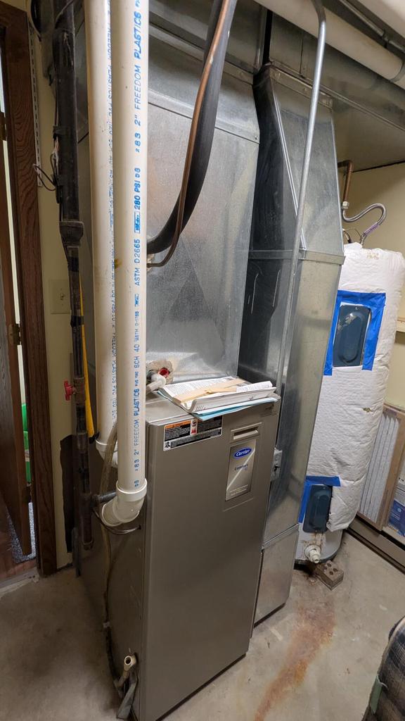 1031 N Osborne Blvd, Racine, WI 53405 - utility room with heating unit