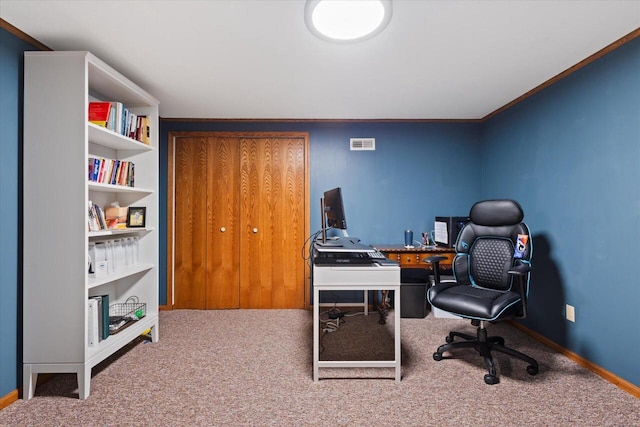 N39W32890 High Hill Ct, Nashotah, WI 53058 - carpeted office featuring baseboards and built in features