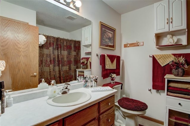 3329 E Meadows Pl, Eau Claire, WI 54701 - bathroom featuring vanity, a shower with shower curtain, and baseboards