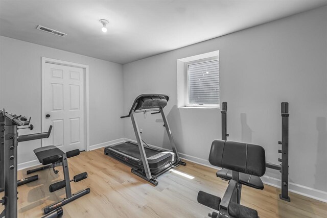 432 Tawny Elm Pkwy, Verona, WI 53593 - exercise area with wood finished floors and baseboards