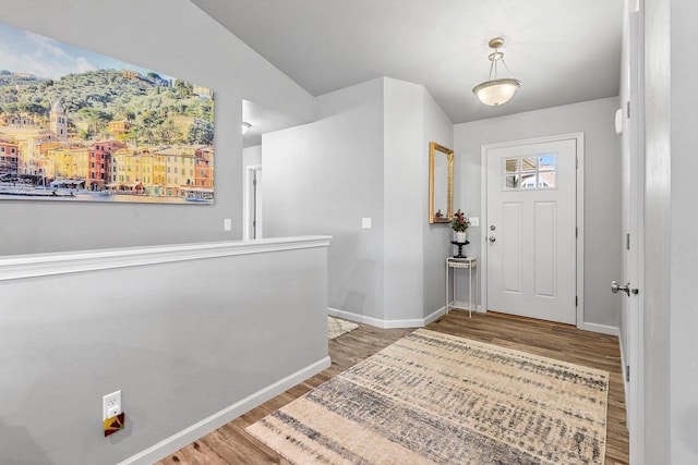 1397 Lear Ln, De Pere, WI 54115 - foyer featuring wood finished floors and baseboards