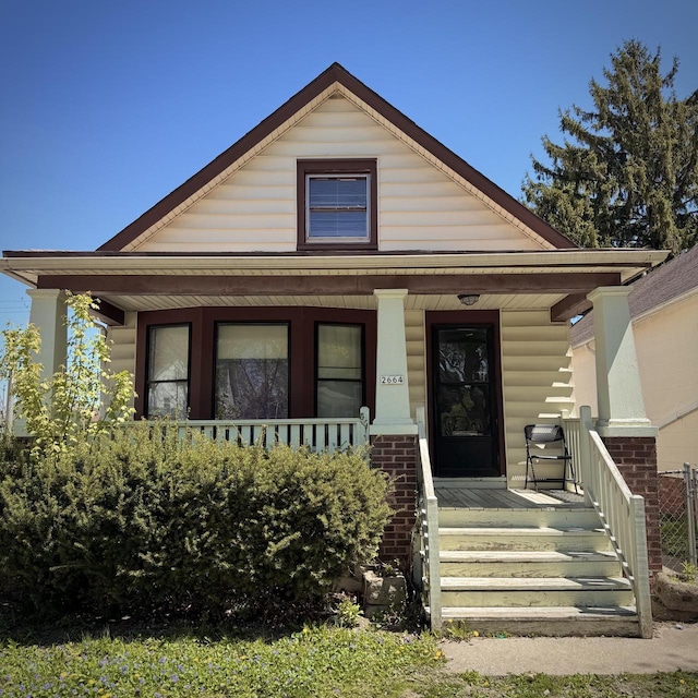 2664 N Booth St, Milwaukee, WI 53212 - view of front of house with a porch