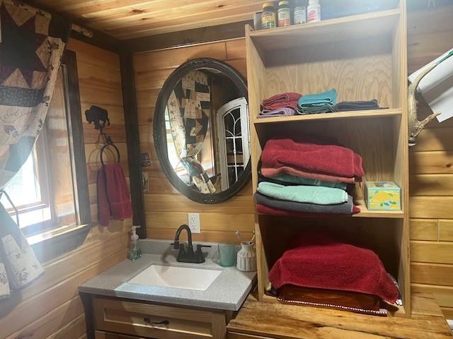 11972 Worden Rd, Stanley, WI 54768
