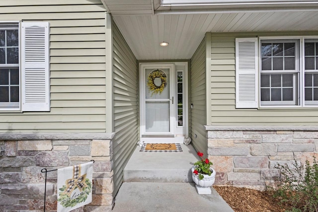 N5798 Lakeview Dr, Green Lake, WI 54941 - entrance to property featuring stone siding