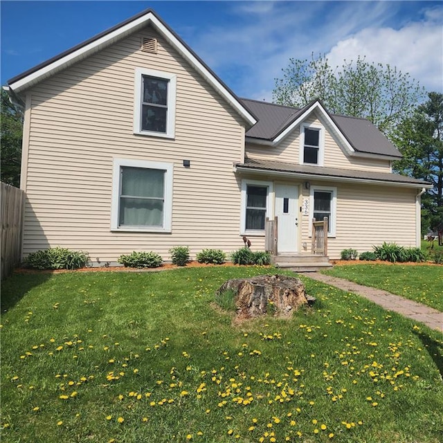 336 Lincoln St, Stanley, WI 54768 - view of front of property