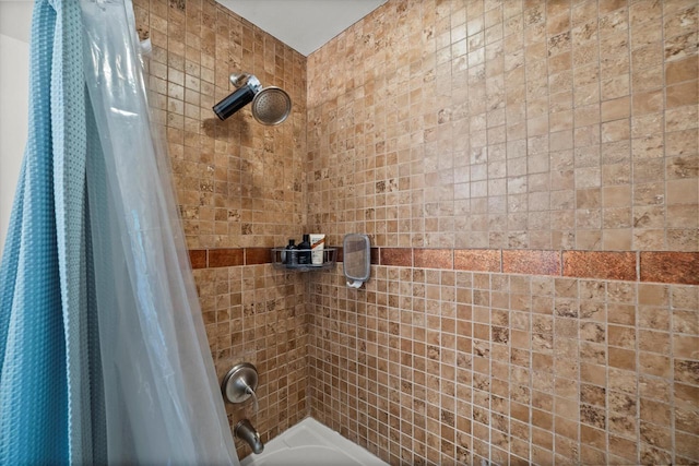 530 W Acacia Rd, Glendale, WI 53217 - bathroom with shower / bathtub combination with curtain